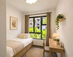 The Brownstone (D27), Condominium #608552011
